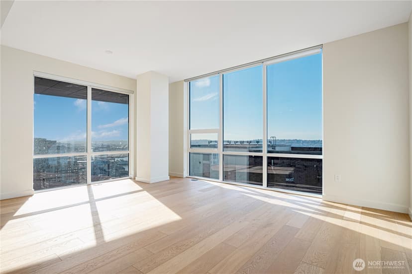 Property photo for 121 Stewart Street #1605, Seattle photo 8