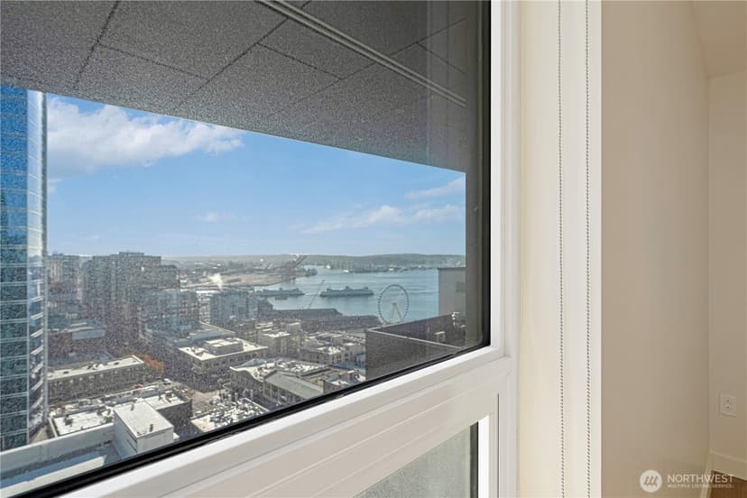 Property photo for 121 Stewart Street #1605, Seattle photo 12
