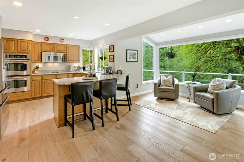 Property photo for 14124 229th Drive SE, Issaquah photo 10