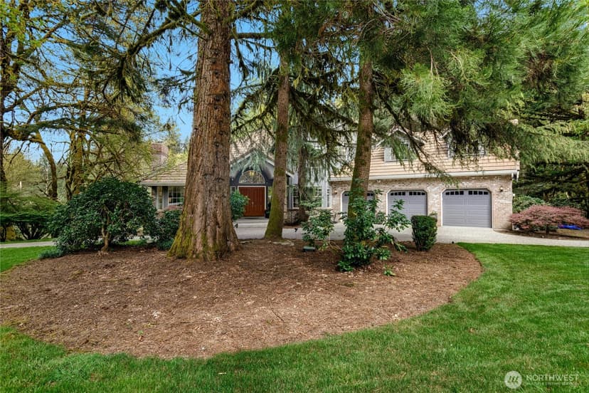Property photo for 14124 229th Drive SE, Issaquah photo 40