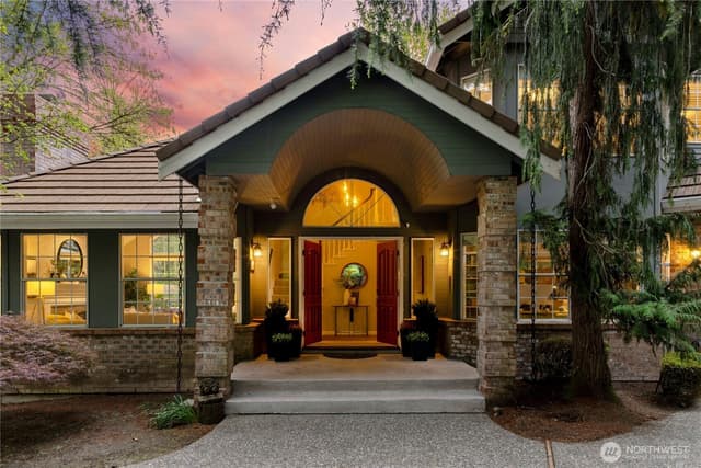 Property photo for 14124 229th Drive SE, Issaquah photo 4