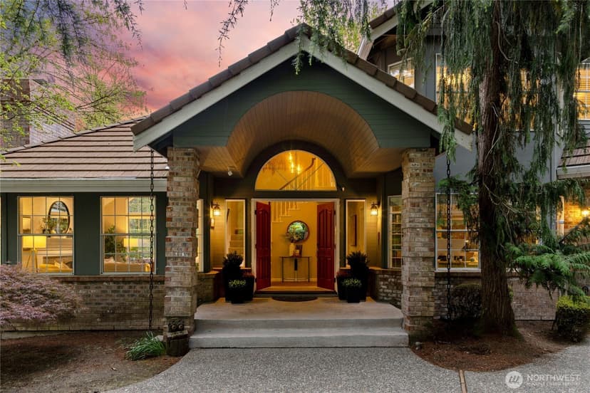 Property photo for 14124 229th Drive SE, Issaquah photo 4