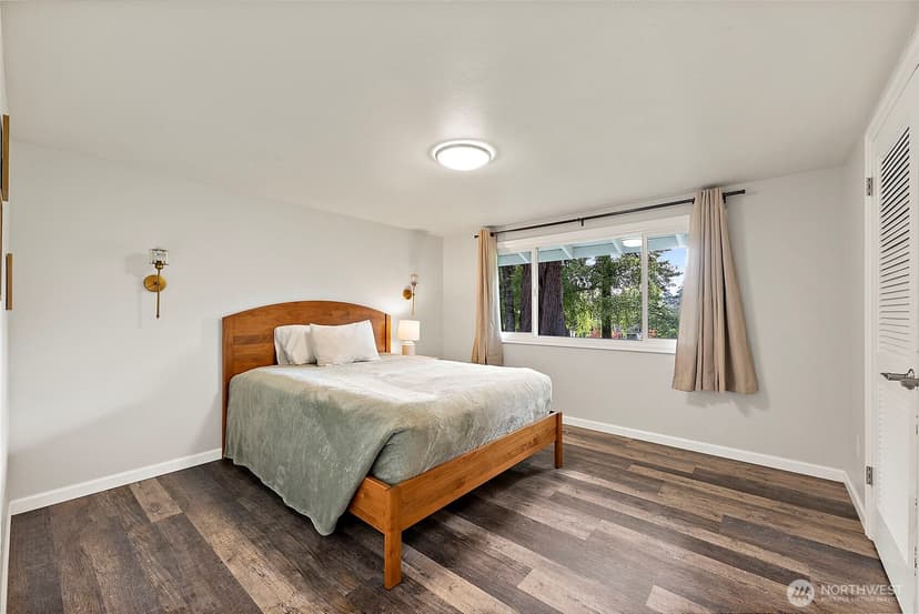 Property photo for 10516 46th Avenue E, Tacoma photo 21
