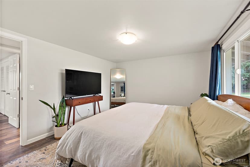 Property photo for 10516 46th Avenue E, Tacoma photo 27