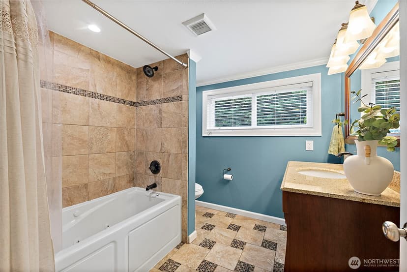 Property photo for 10516 46th Avenue E, Tacoma photo 22