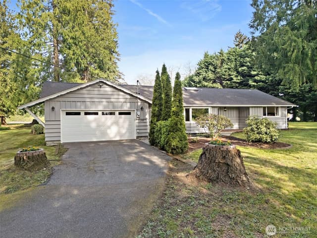 Property photo for 10516 46th Avenue E, Tacoma photo 3