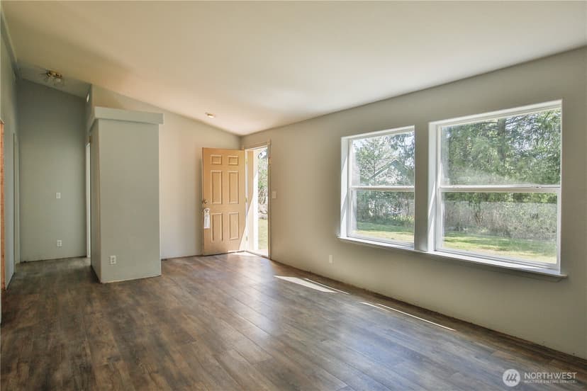 Property photo for 4717 Hansen Drive, Clinton photo 4