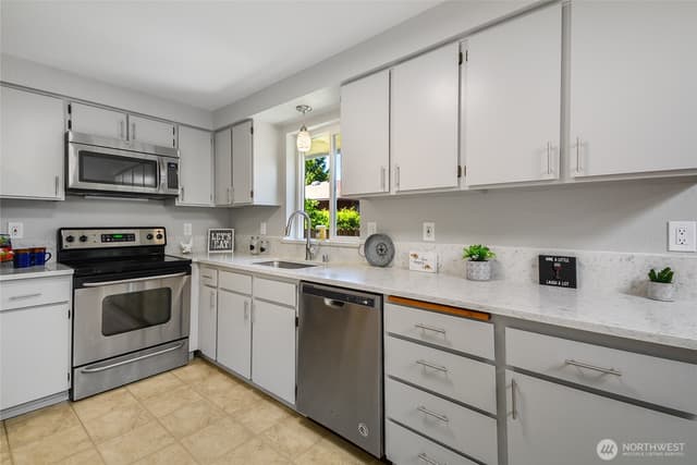 Property photo for 8223 47th Avenue NE #2, Marysville photo 4