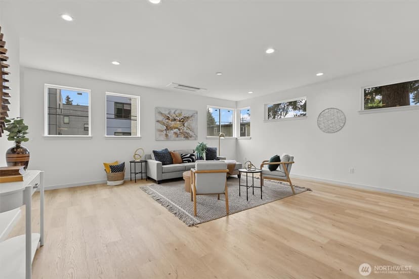 Property photo for 5446 40th Avenue SW, Seattle photo 14