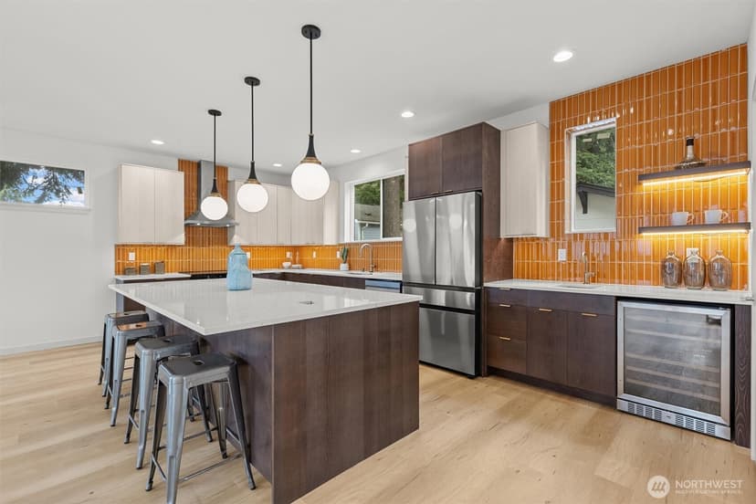 Property photo for 5446 40th Avenue SW, Seattle photo 10
