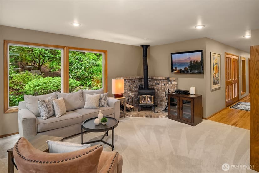 Property photo for 17220 NE 152nd Street, Woodinville photo 9