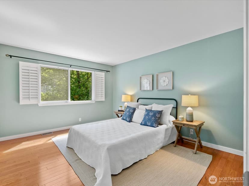 Property photo for 16320 3rd Avenue NE, Duvall photo 12