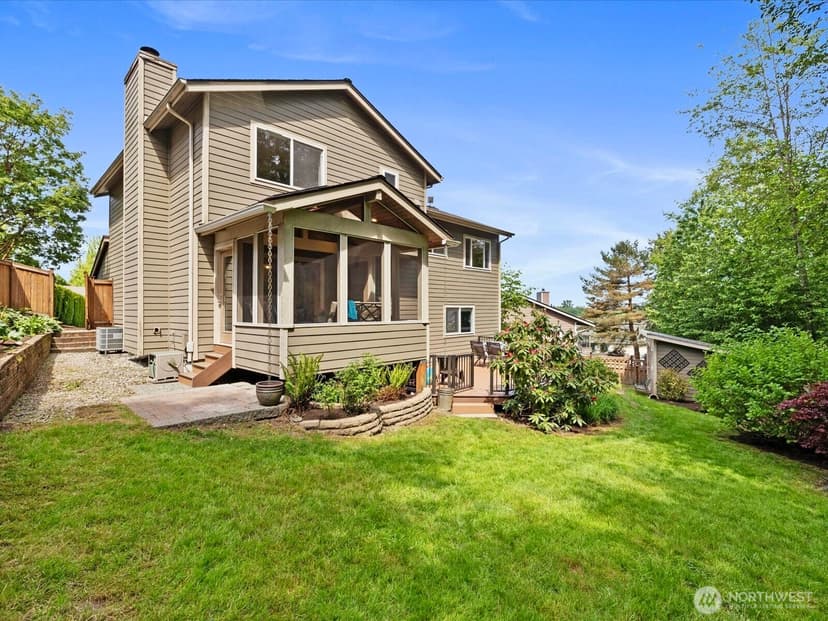 Property photo for 16320 3rd Avenue NE, Duvall photo 33