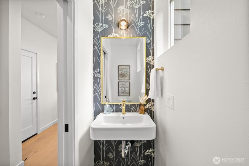 Property photo for 2851 NW 70th Street, Seattle photo 14