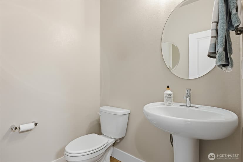 Property photo for 3109 108th Avenue E, Edgewood photo 14