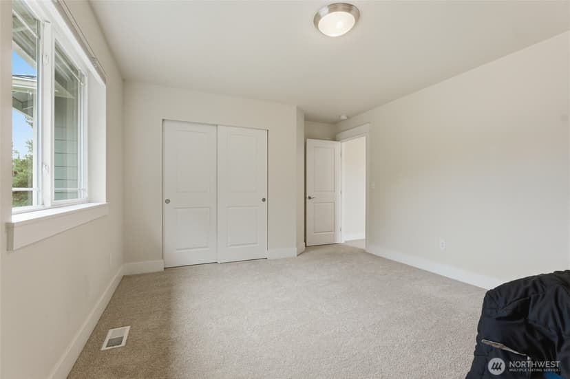 Property photo for 3109 108th Avenue E, Edgewood photo 26