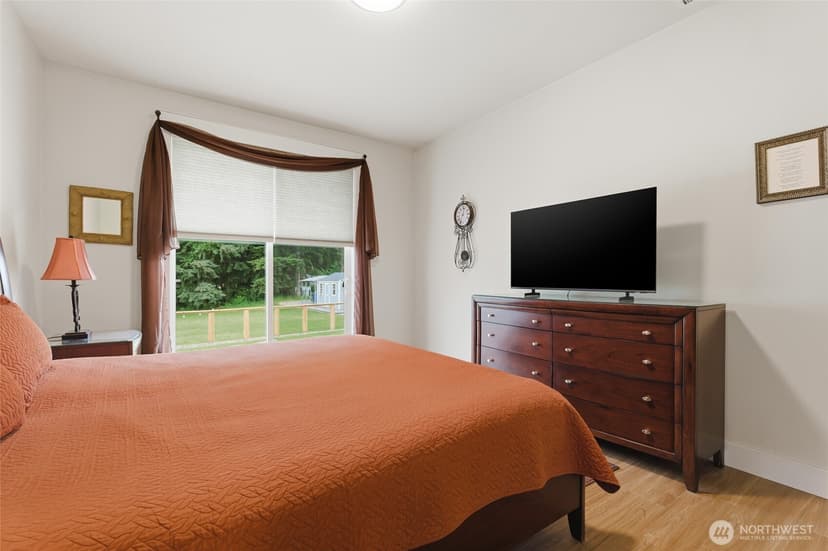 Property photo for 3109 108th Avenue E, Edgewood photo 15