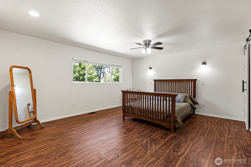 Property photo for 32818 174th Place SE, Auburn photo 18