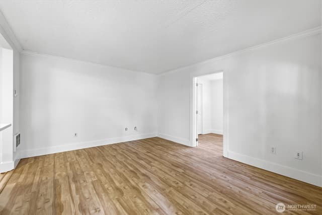 Property photo for 5444 40th Avenue SW, Seattle photo 3