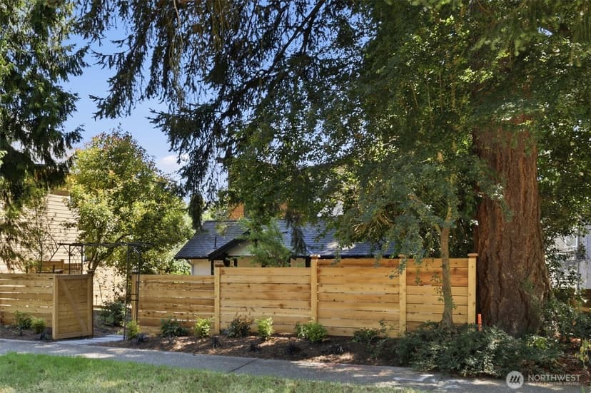 Property photo for 5444 40th Avenue SW, Seattle photo 23