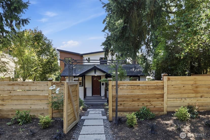 Property photo for 5444 40th Avenue SW, Seattle photo 22