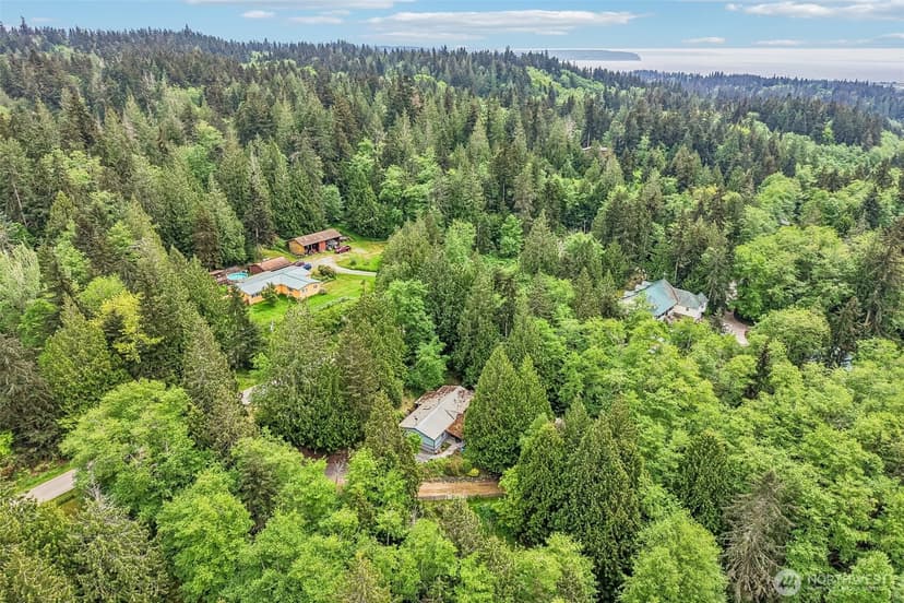 Property photo for 5160 Blacktail Lane, Langley photo 39