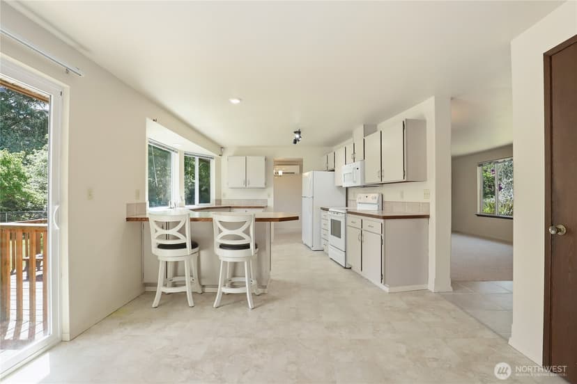 Property photo for 444 Canal Drive SE, Ocean Shores photo 15