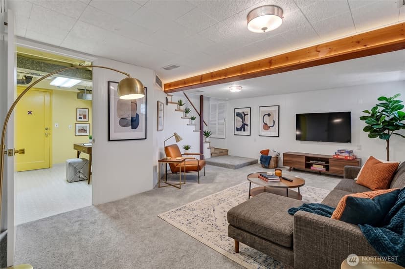 Property photo for 7811 S 112th Street, Seattle photo 24