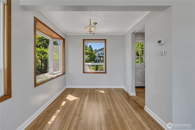 Property photo for 7811 S 112th Street, Seattle photo 10