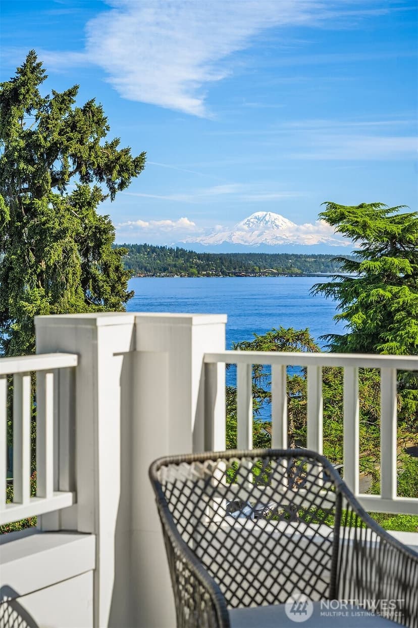 Property photo for 1031 McGilvra Blvd East, Seattle photo 19