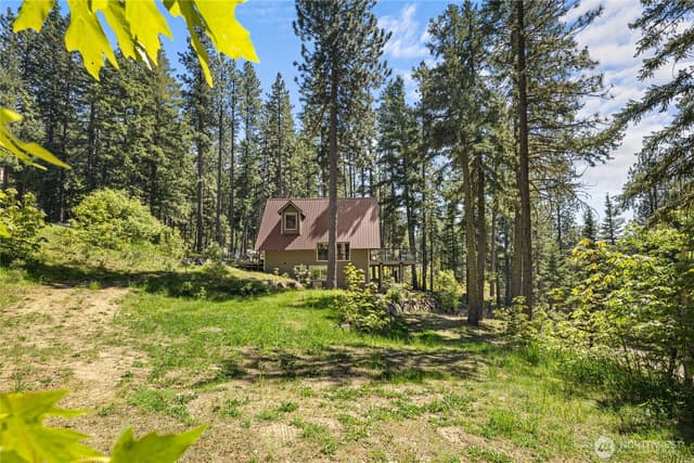 Property photo for 151 Sandstone Drive, Ronald photo 3