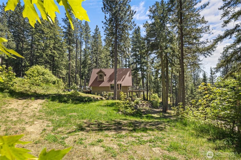 Property photo for 151 Sandstone Drive, Ronald photo 3