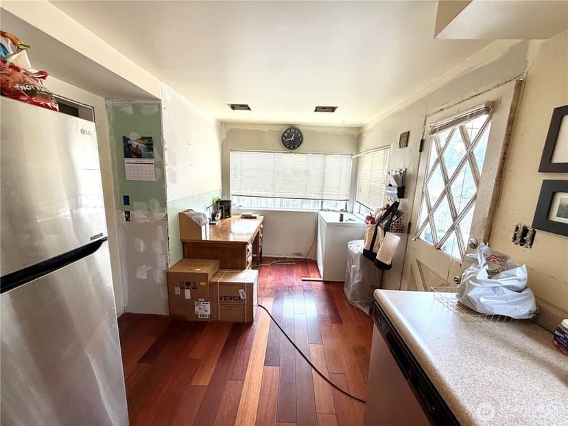 Property photo for 22018 76th Avenue W, Edmonds photo 4
