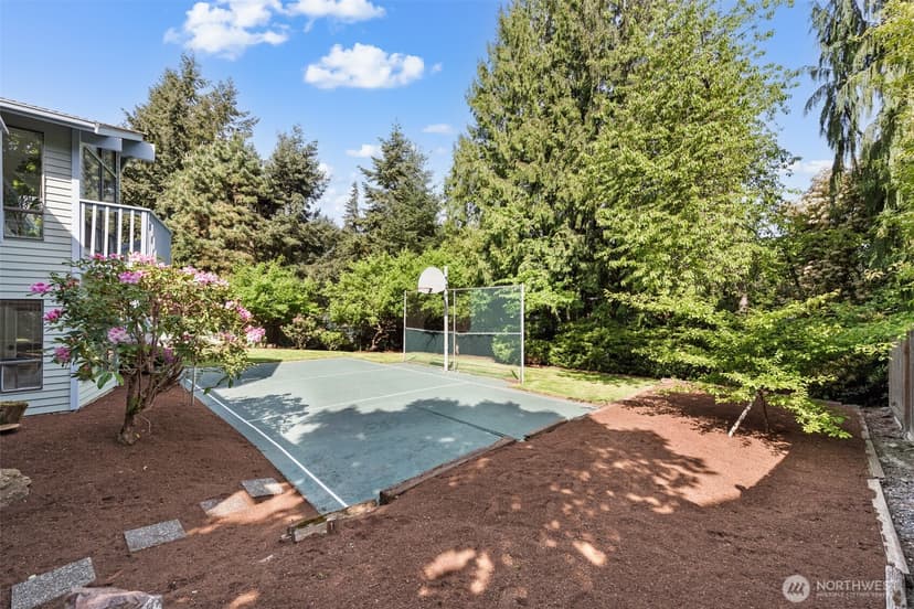 Property photo for 4624 146th Place SE, Bellevue photo 34