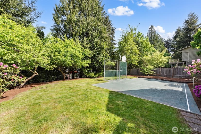 Property photo for 4624 146th Place SE, Bellevue photo 35