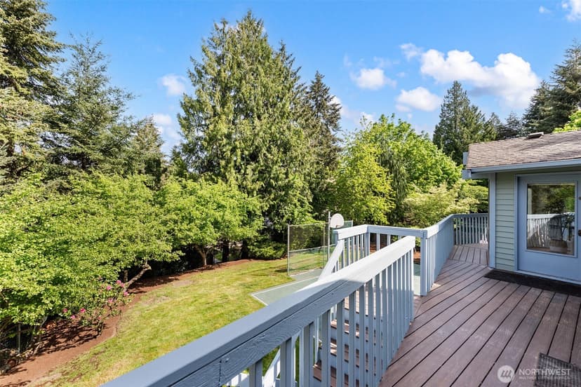 Property photo for 4624 146th Place SE, Bellevue photo 32