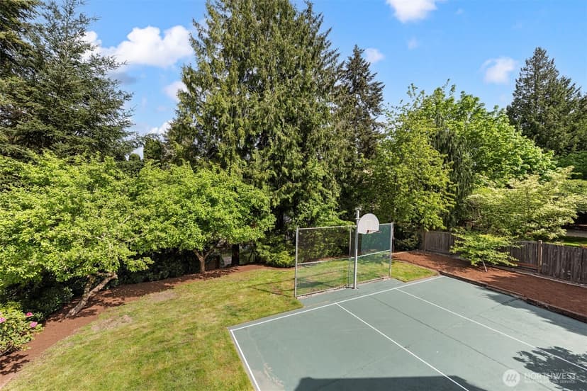 Property photo for 4624 146th Place SE, Bellevue photo 33