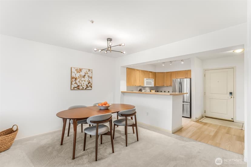 Property photo for 1525 NW 57th Street #302, Seattle photo 5