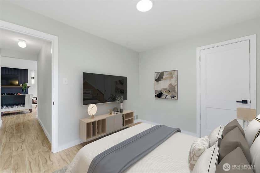 Property photo for 8905 Veterans Drive SW, Lakewood photo 19