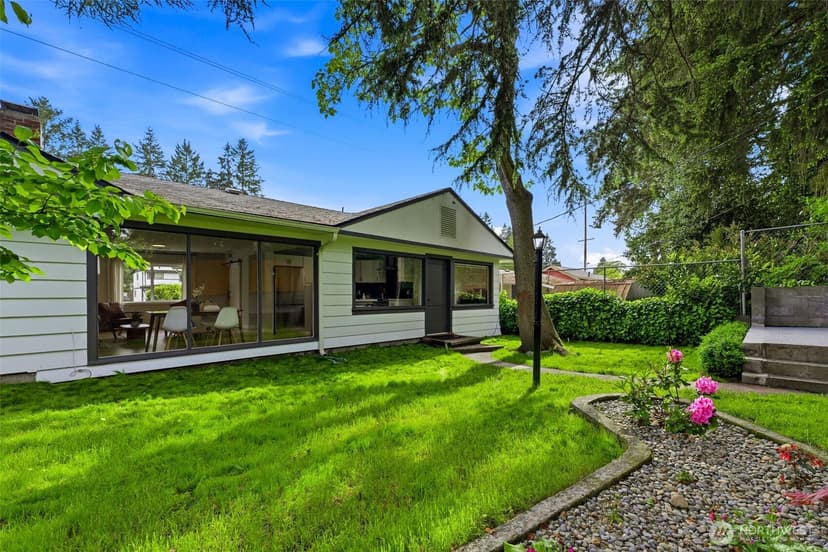 Property photo for 8905 Veterans Drive SW, Lakewood photo 29