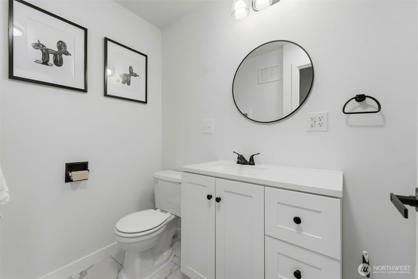 Property photo for 8905 Veterans Drive SW, Lakewood photo 17