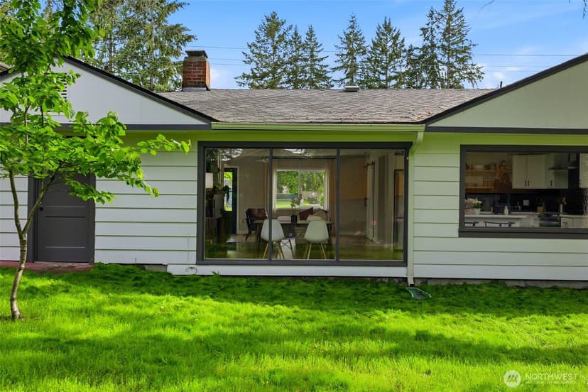 Property photo for 8905 Veterans Drive SW, Lakewood photo 30