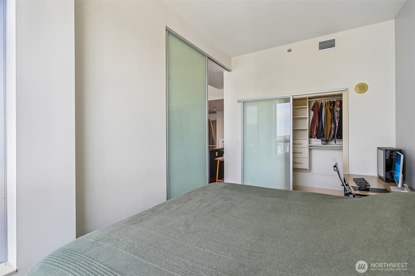 Property photo for 737 Olive Way #3701, Seattle photo 17