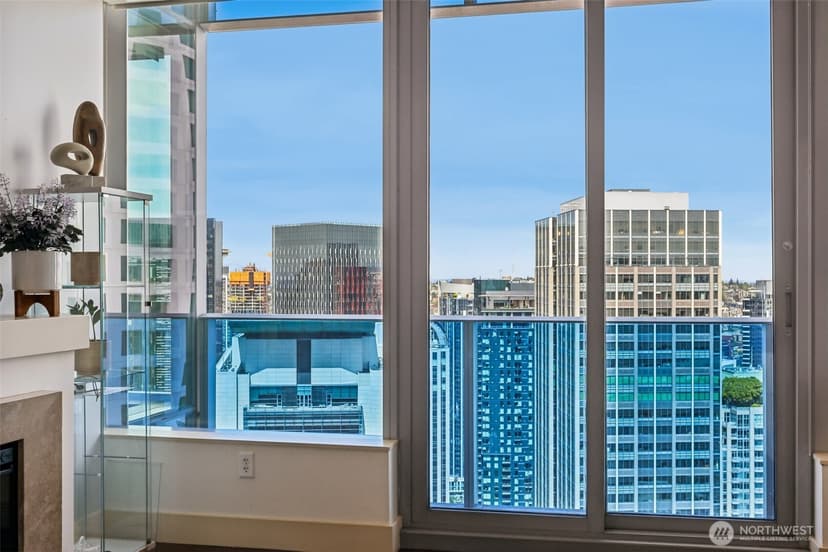 Property photo for 737 Olive Way #3701, Seattle photo 8