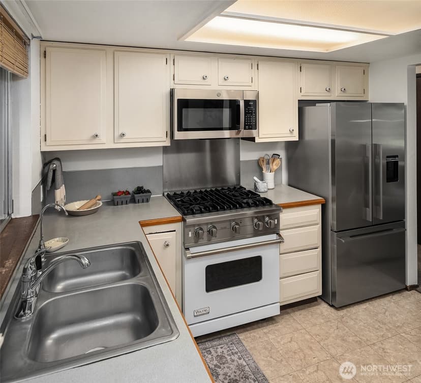 Property photo for 10218 SW Tillicum Lane, Vashon photo 15