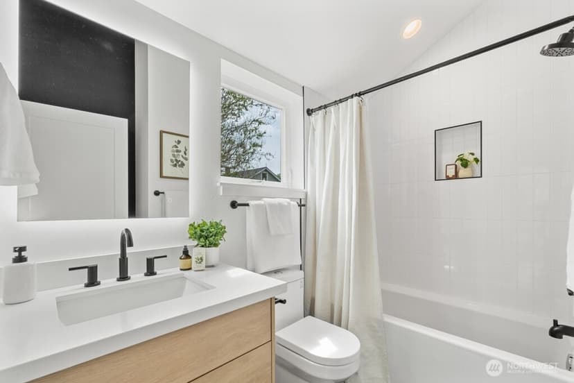 Property photo for 311 NW 89th Street, Seattle photo 20