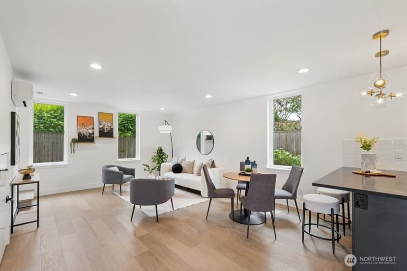 Property photo for 311 NW 89th Street, Seattle photo 4
