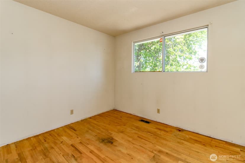 Property photo for 16235 NE 51st Street, Redmond photo 28