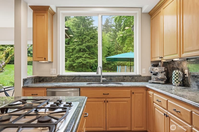Property photo for 14415 221st Avenue NE, Woodinville photo 19