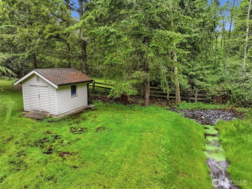 Property photo for 14415 221st Avenue NE, Woodinville photo 37